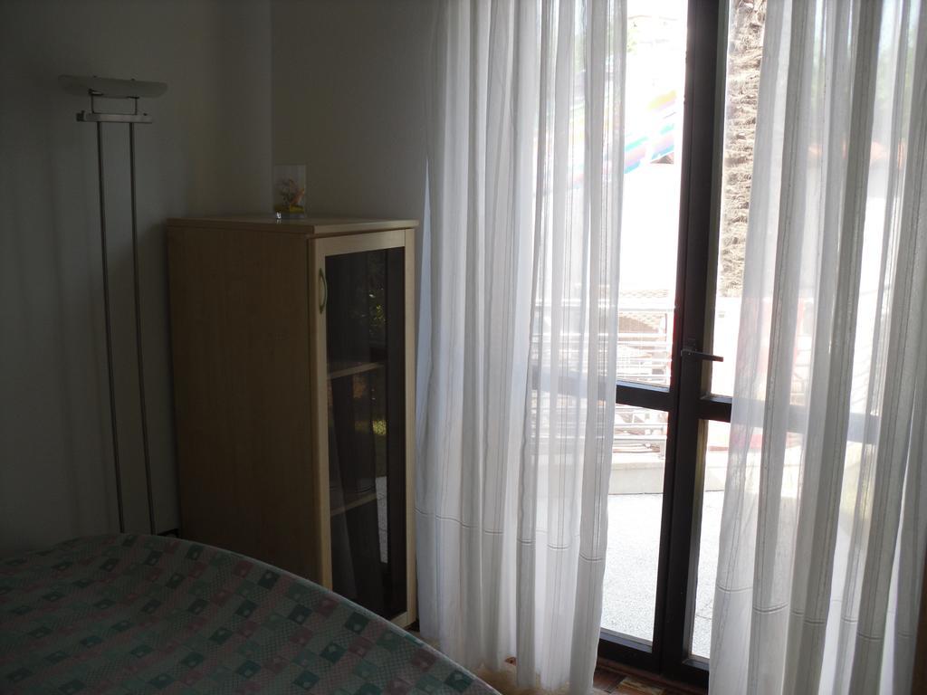 Holiday Pool House PUY Quarto foto