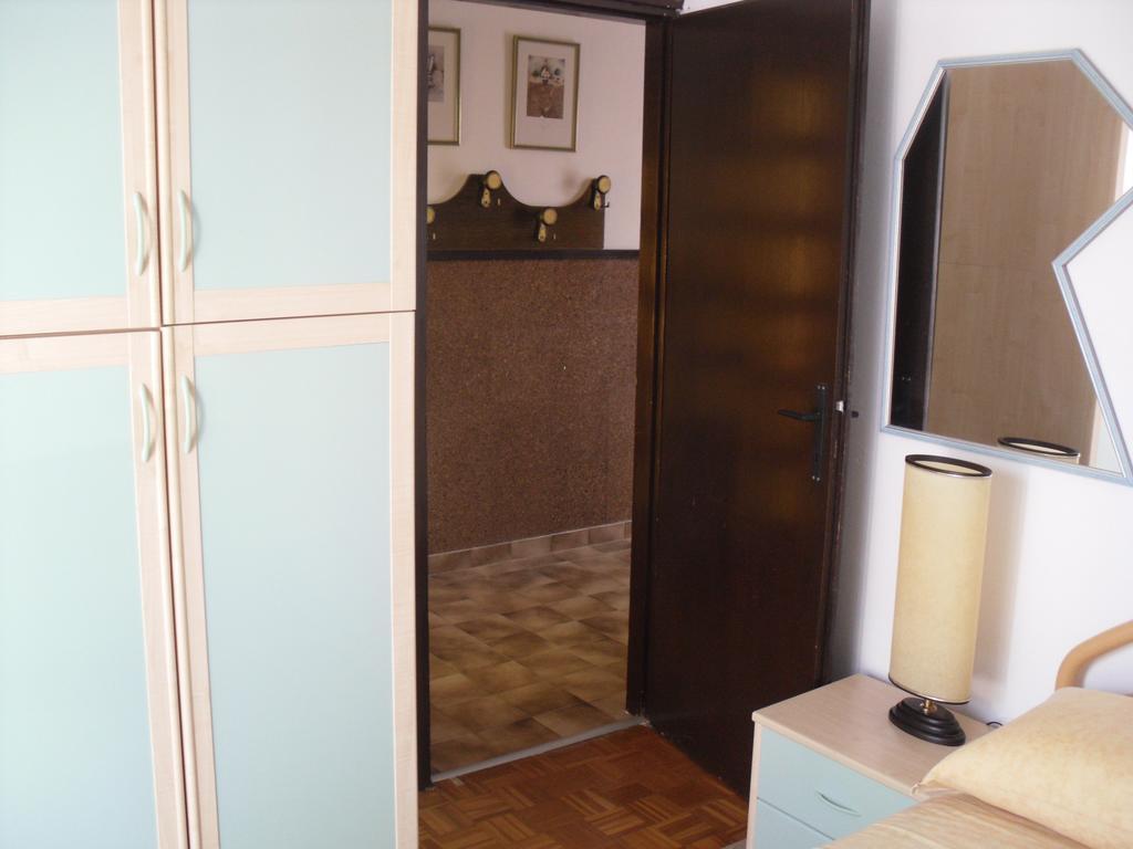 Holiday Pool House PUY Quarto foto